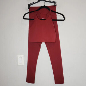 Girlfriend Collective Red 2-peice crop tank highrise leggings size xs/s.